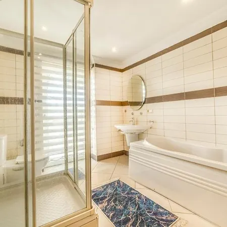 Sillyon Apartment *